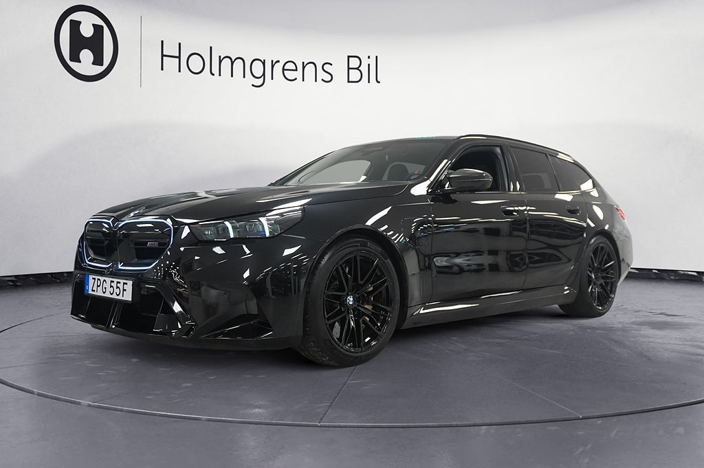 BMW M5 Touring 3,95% ränta Ultimate Package Keramiska Bowers Drag