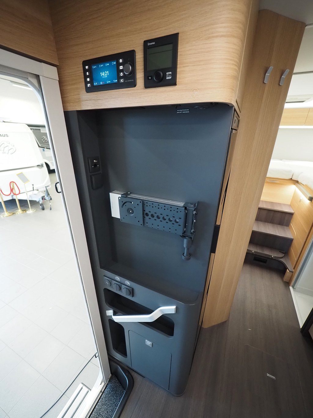 Adria Matrix 670 SL 3500kg Markis Cykelställ 2024