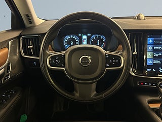 Volvo S90 T5 Polestar Inscription Drag Pvärm B&W Pano Kamera SoV – bild 9