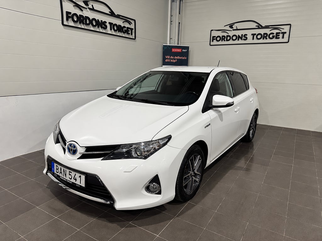 Toyota Auris Hybrid e-CVT Edition Feel B-Kamera|Värmare|Navi|