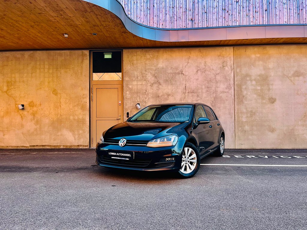 Volkswagen Golf 1.6|Automat|sensorer|Motorvärmare|