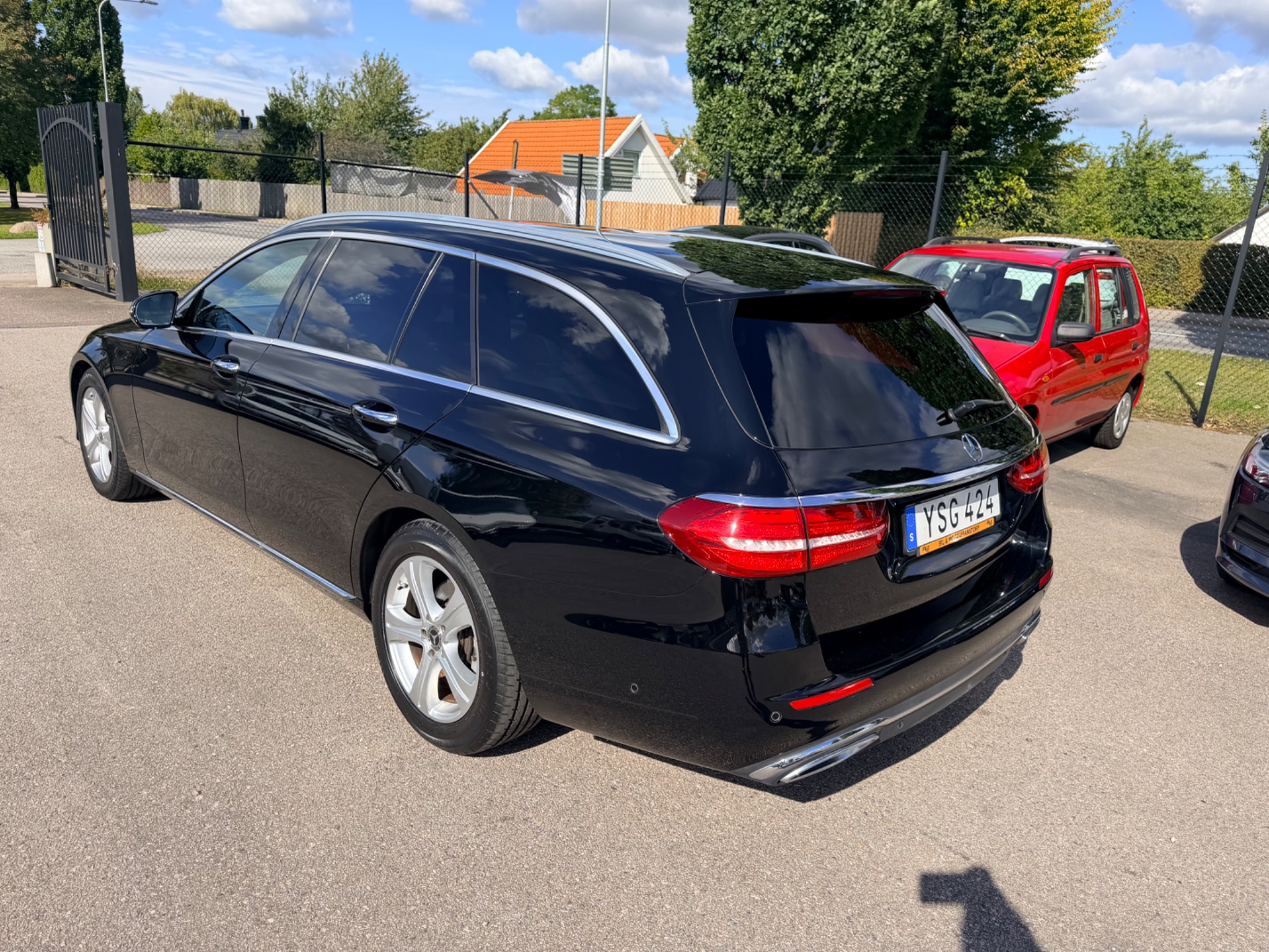 Mercedes-Benz E 2018, bild 3/10