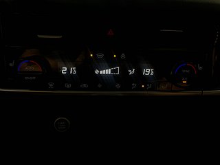 SUV Nissan Qashqai 21 av 21