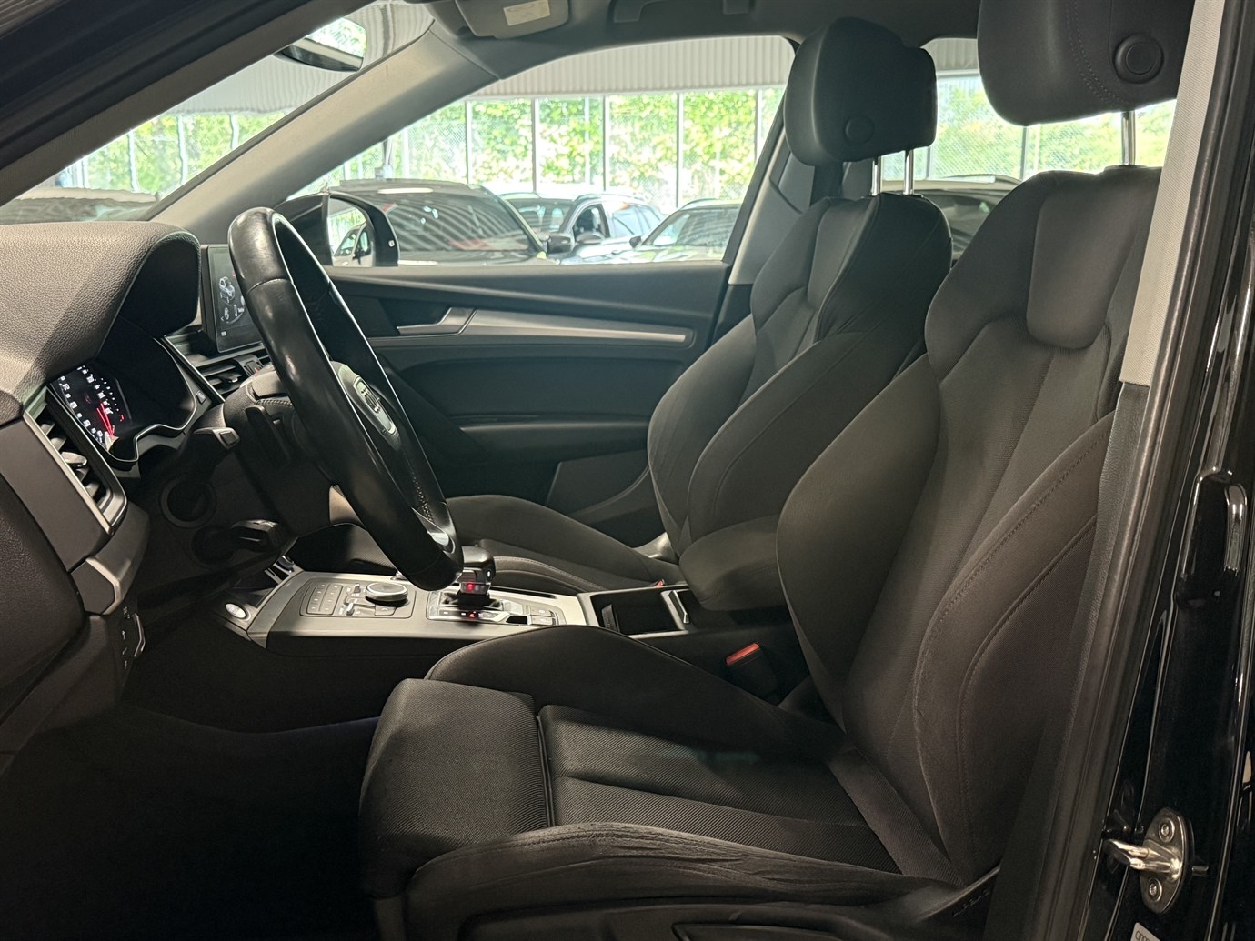 Audi Q5 2019, photo 7/35
