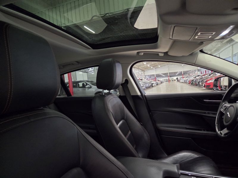 Jaguar XE 2015, bild 5/34