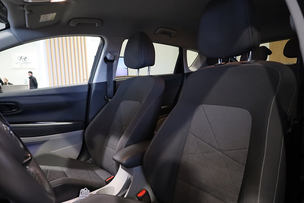 Hyundai Bayon 1.0 T-GDI DCT Advanced B-Kamera Rattvärme CarPlay 2023