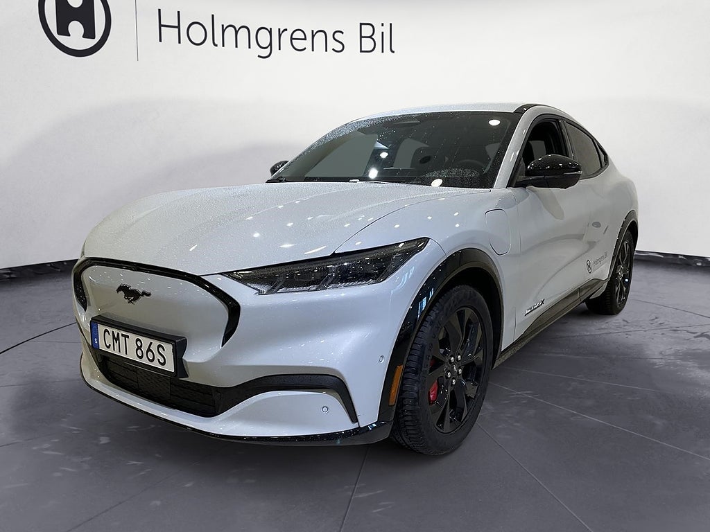 Ford Mustang Mach-E 0,65% ränta AWD , Long Range