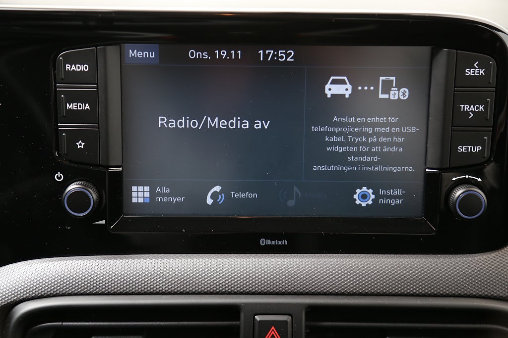 Hyundai i10 1,0 blue 67hk Essential 5D CarPlay 2020