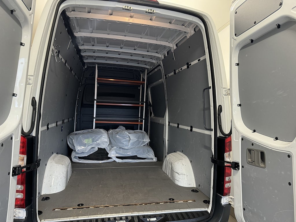 Mercedes-Benz Sprinter 2014 - miniatyr 6