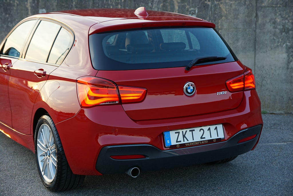 BMW 118I 5-dörrars M Sport 1-Ägare|Skinn|P-sensorer|