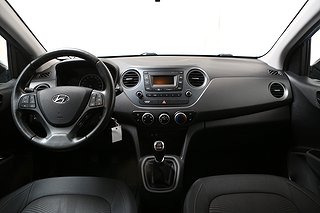 Halvkombi Hyundai i10 16 av 21