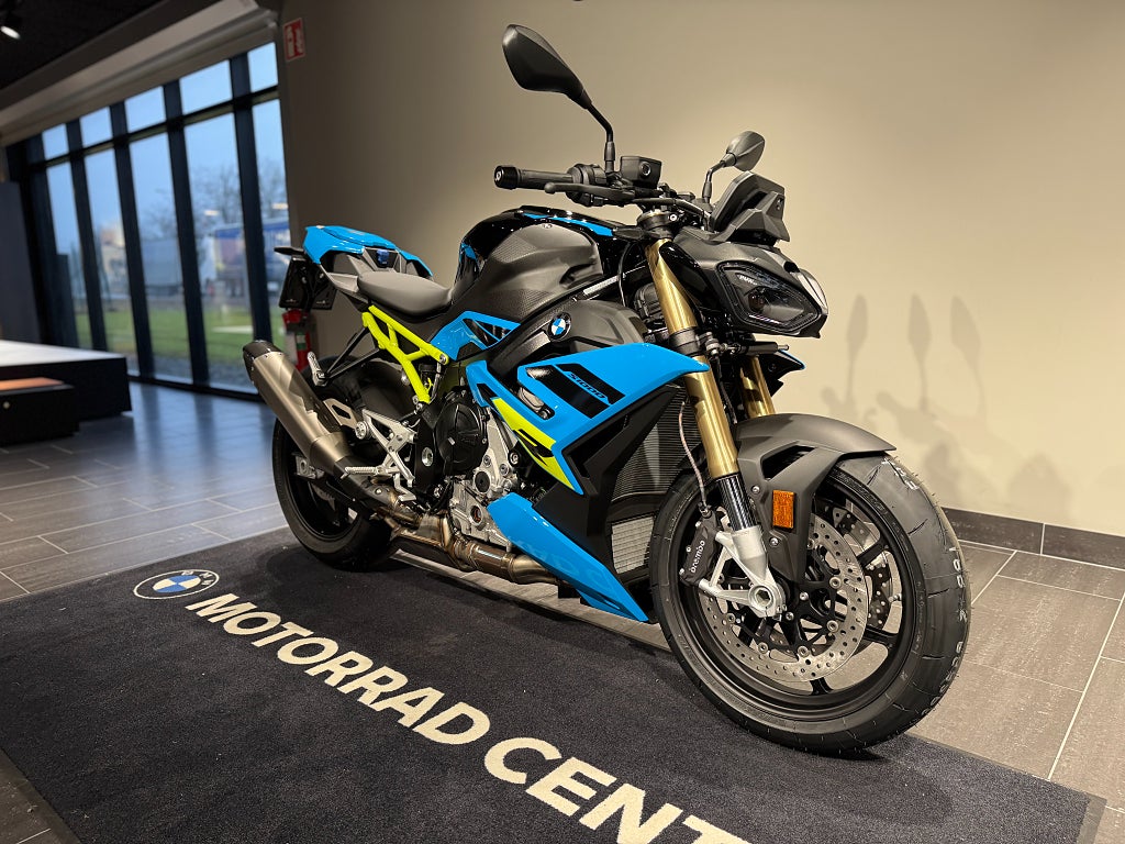 BMW S1000R