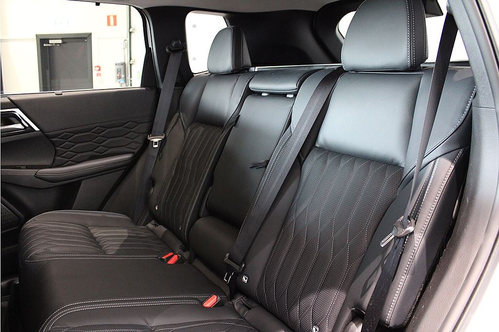 Bild på Mitsubishi Outlander Instyle PHEV Aut 4WD - DEMO