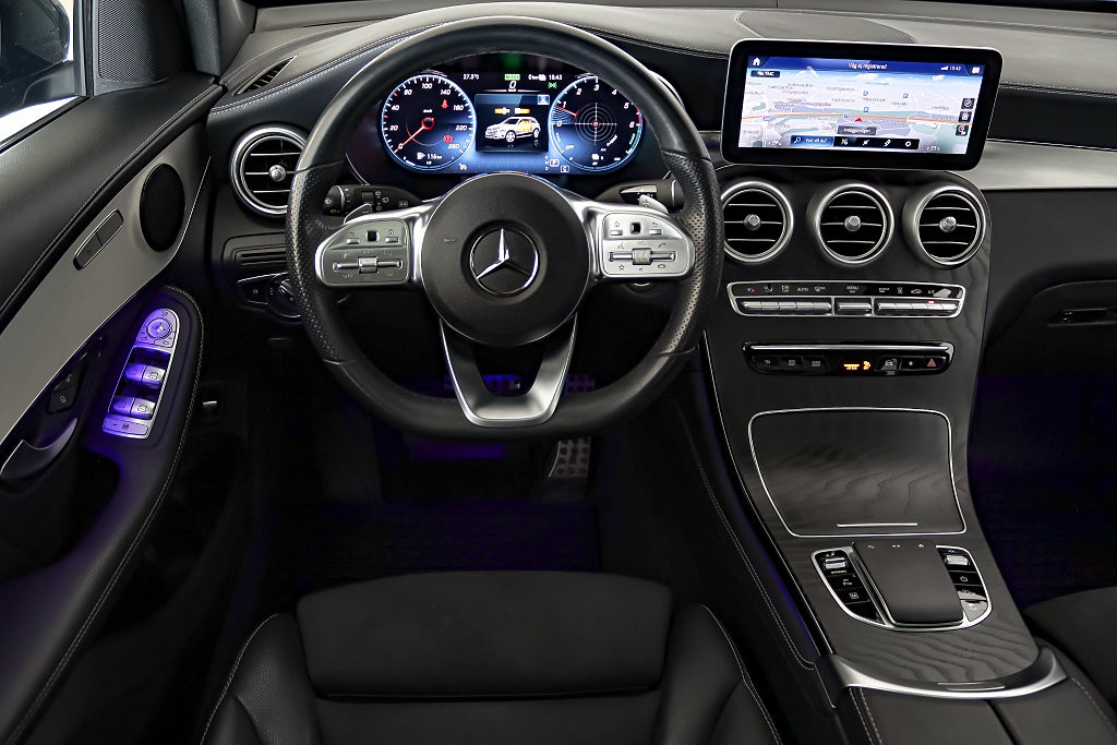 Mercedes-Benz GLC 300 de Full AMG Cockpit Pano Night Värmare Drag