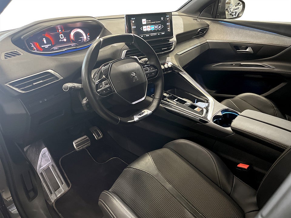 Bild på Peugeot 5008 GT 1.2 PT 130hk Aut B-KAMERA NAVI DRAG