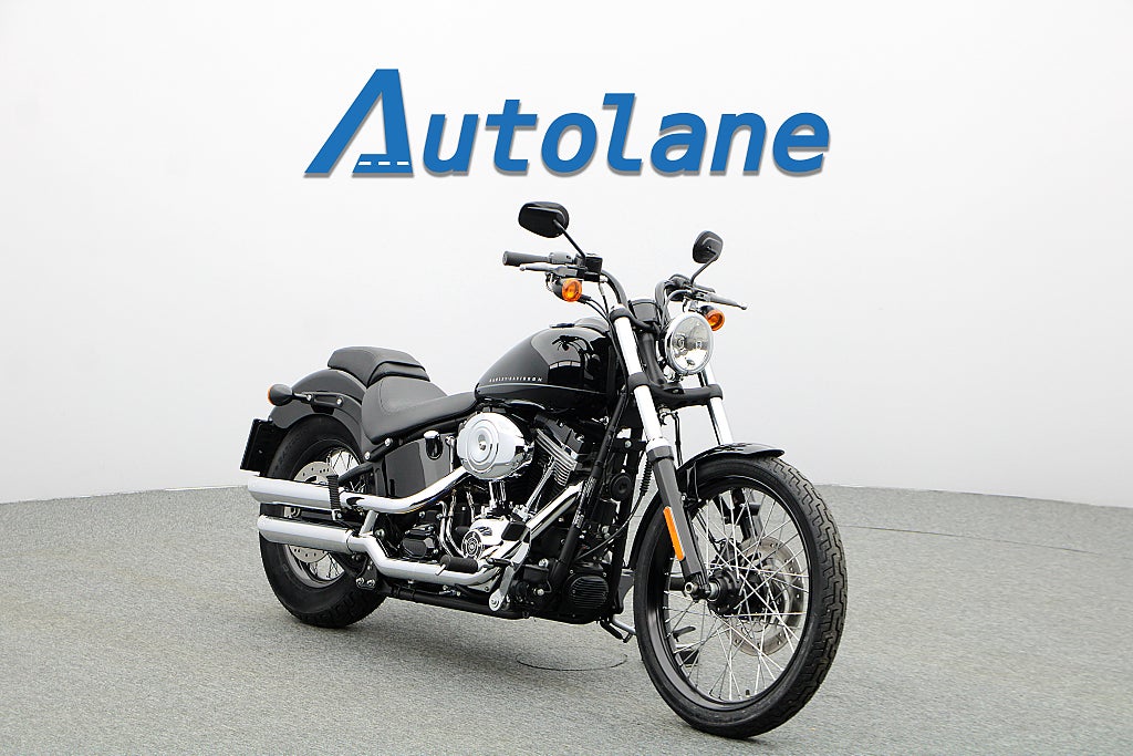 Harley-Davidson Blackline Softail* Nyservad* Nya däck Fram & Bak, Endast 415 mil