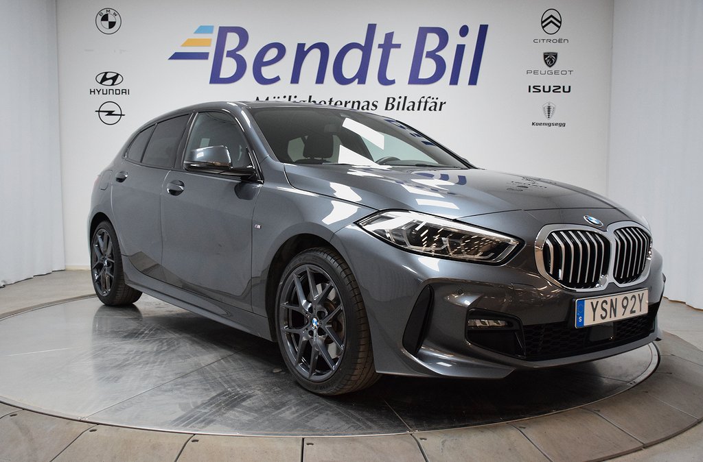 BMW 120 i M Sport Automat / Navi / 18" / 1 ägare / Leasebar