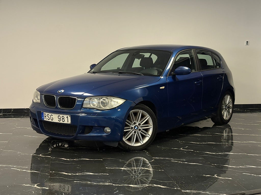 BMW 120 i Advantage, M Sport Nybesiktigad 