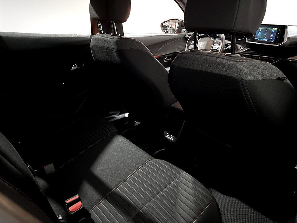 Bild på Peugeot E-2008 Active 136hk Aut - EN ÄGARE, FARTHÅLLARE