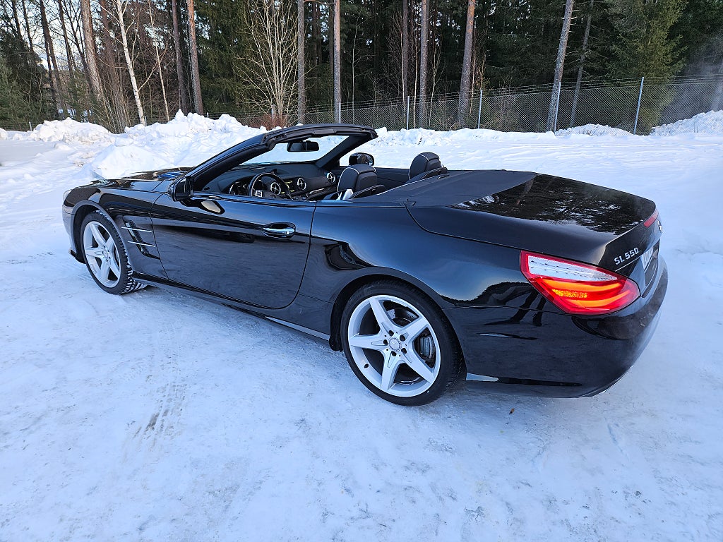 Mercedes-Benz SL 500 7G-Tronic Plus AMG Momsbil i mycket fint skick