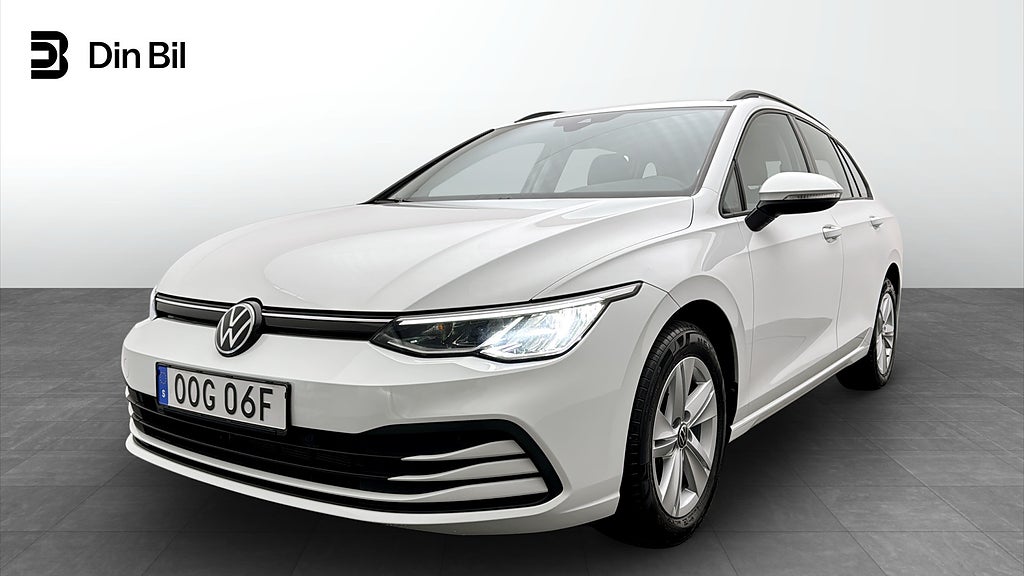 Volkswagen Golf Sportscombi eTSI131 DSG Värmare/Drag/Kamera