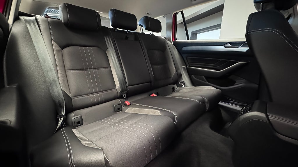 Volkswagen Passat Alltrack 2020 - miniatyr 8