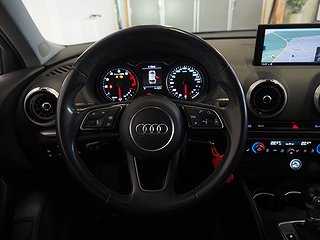 Halvkombi Audi A3 13 av 25