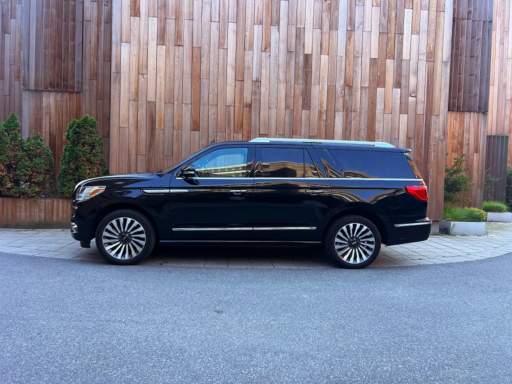 Lincoln Navigator L 3.5 V6 EcoBoost 456hk / 7Sits / Panoramatak / Massage