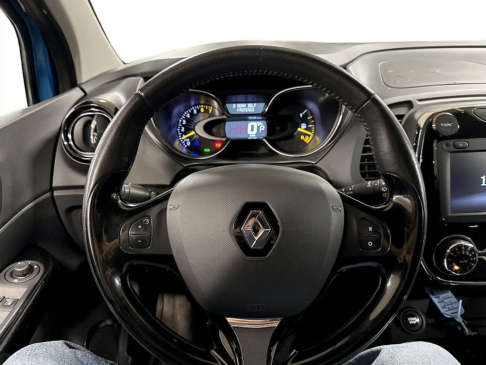 Bild på Renault Captur 1.2 TCe EDC 120hk Aut DRAGKROK BACKKAMERA GPS