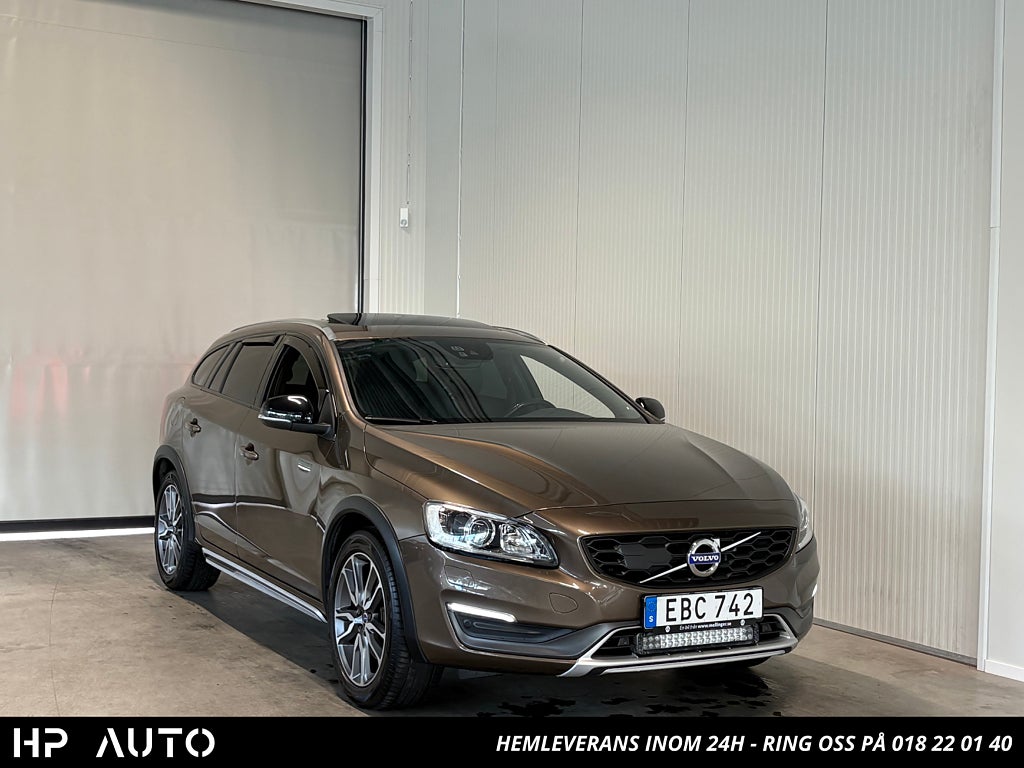 Volvo V60 Cross Country D4 AWD Summum Kamrem nybytt 2 brukare Dragkrok