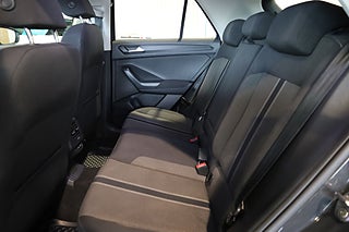 SUV Volkswagen T-Roc 15 av 28