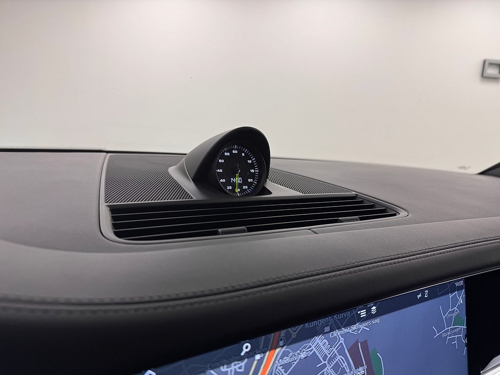 Porsche Panamera 2017 - miniatyr 8