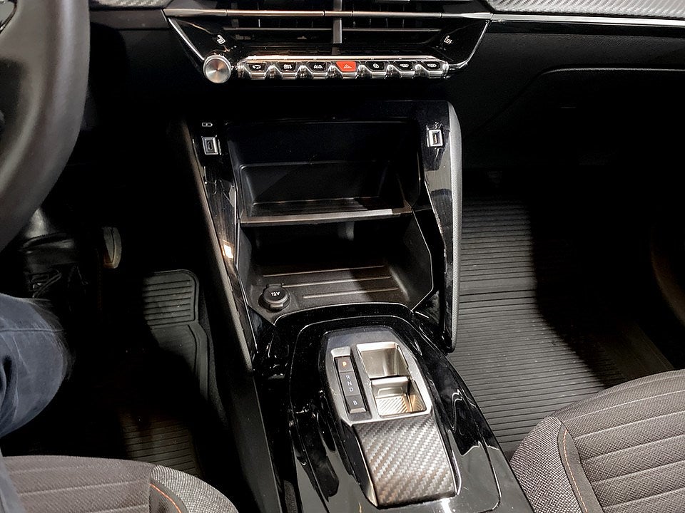 Bild på Peugeot E-208 Active 50kWh 136hk Aut - CARPLAY, EN ÄGARE