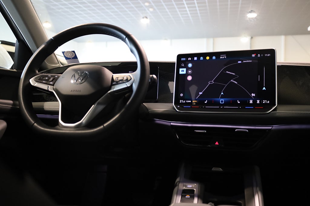 Volkswagen Passat Sportscombi 1.5 eTSI AUT Business Drag Värmare Massage 2025