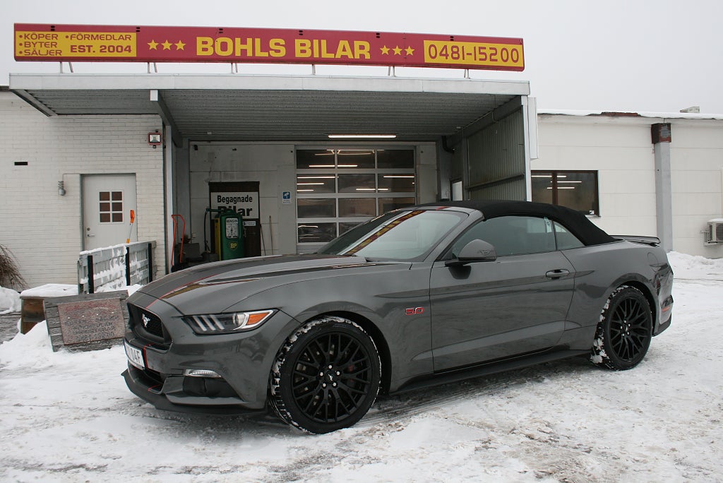 Ford Mustang 5.0 GT Convertible 
