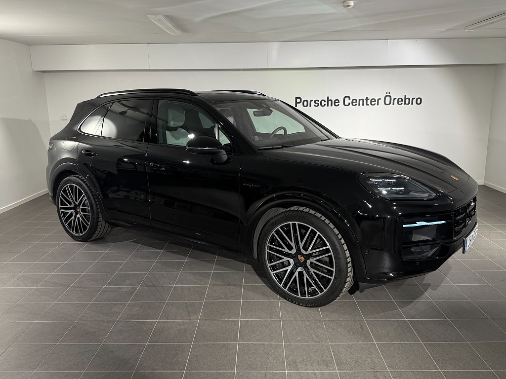 Porsche Cayenne E-Hybrid Leasebar/VAT