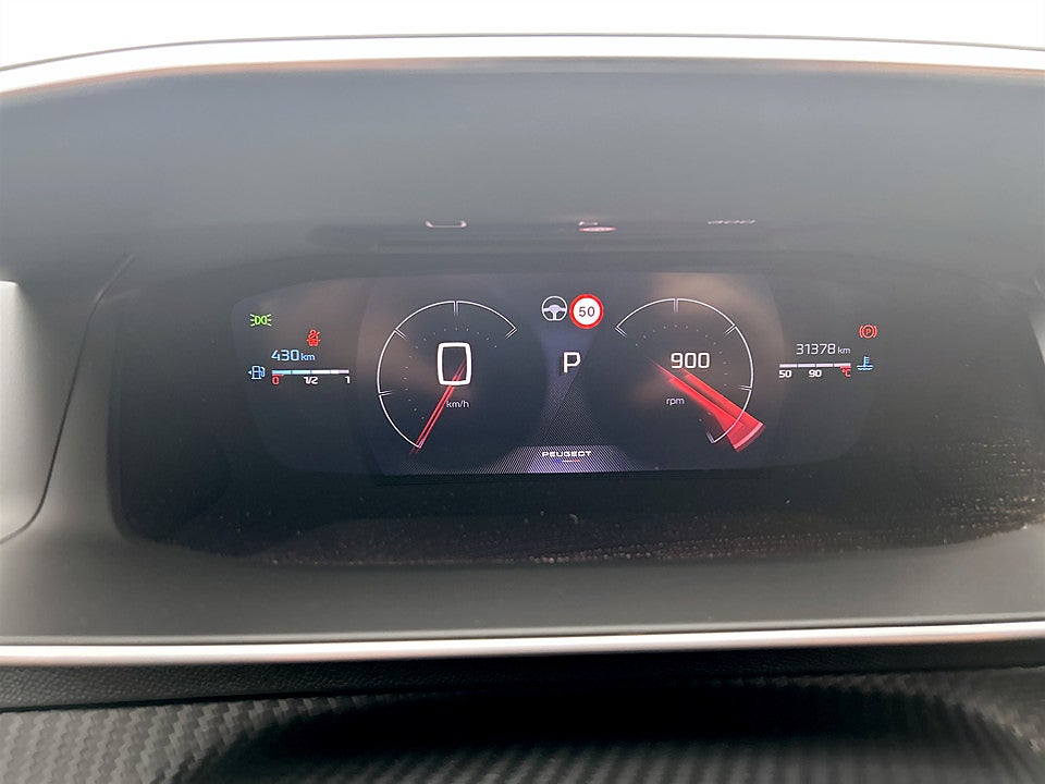 Bild på Peugeot 2008 GT 1.2 PT 130hk - BACKKAMERA, ELSTOL