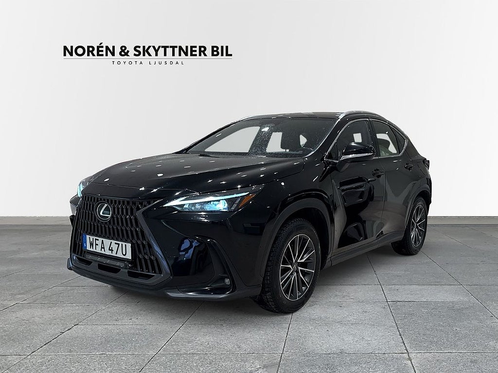 Lexus NX 350h AWD NX350H Business /V-däck