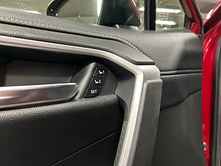 Toyota RAV4 Hybrid AWD-i E-CVT Executive Premium MOMS/360°/Drag/JBL