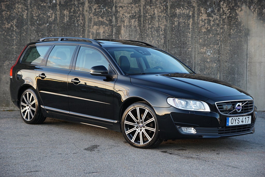 Volvo V70 D4 Classic Dynamic Edition|Lucka|Drag|Värmare|Keyless|