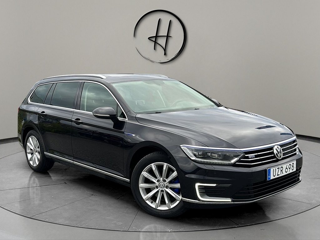 Volkswagen Passat GTE 218hk Plug-in Hybrid Panorama * IQ LED