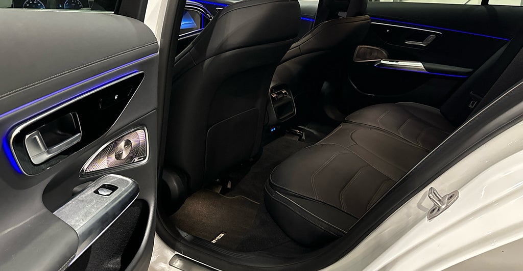 Mercedes-Benz E 300 de 4MATIC AMG Superscreen 20tum Läder - bild 6