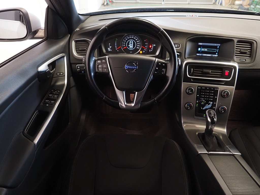 Volvo V60 D4 Geartronic Momentum Drag P-Sensorer Kamrem bytt 2014