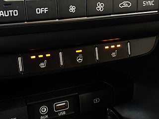 Kia Ceed SW 1.4 T-GDI DCT GT-Line S&V-hjul/Drag/Carplay/Kamera – bild 22
