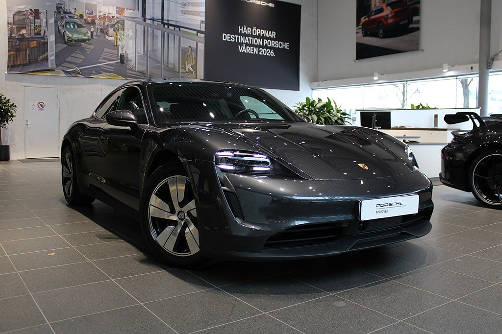 Porsche Taycan 4S