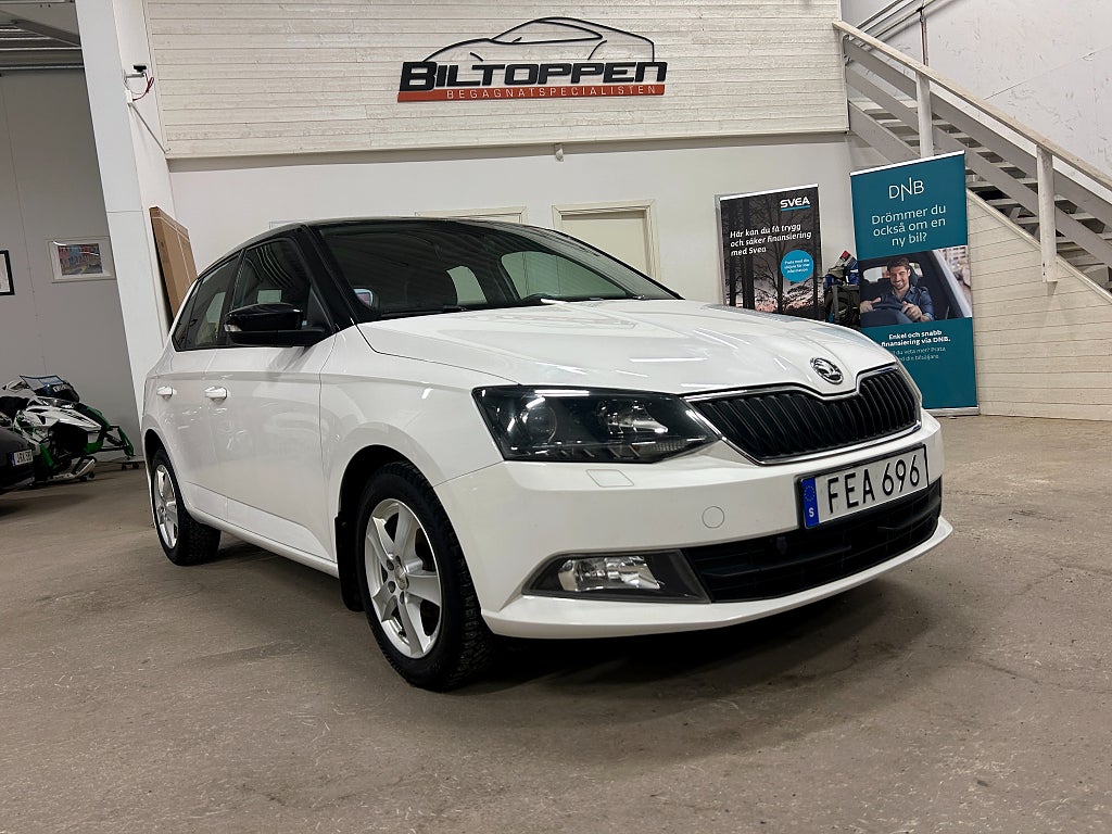 Skoda Fabia 1.2 TSI 90hk Motorvärmare / Nyservad