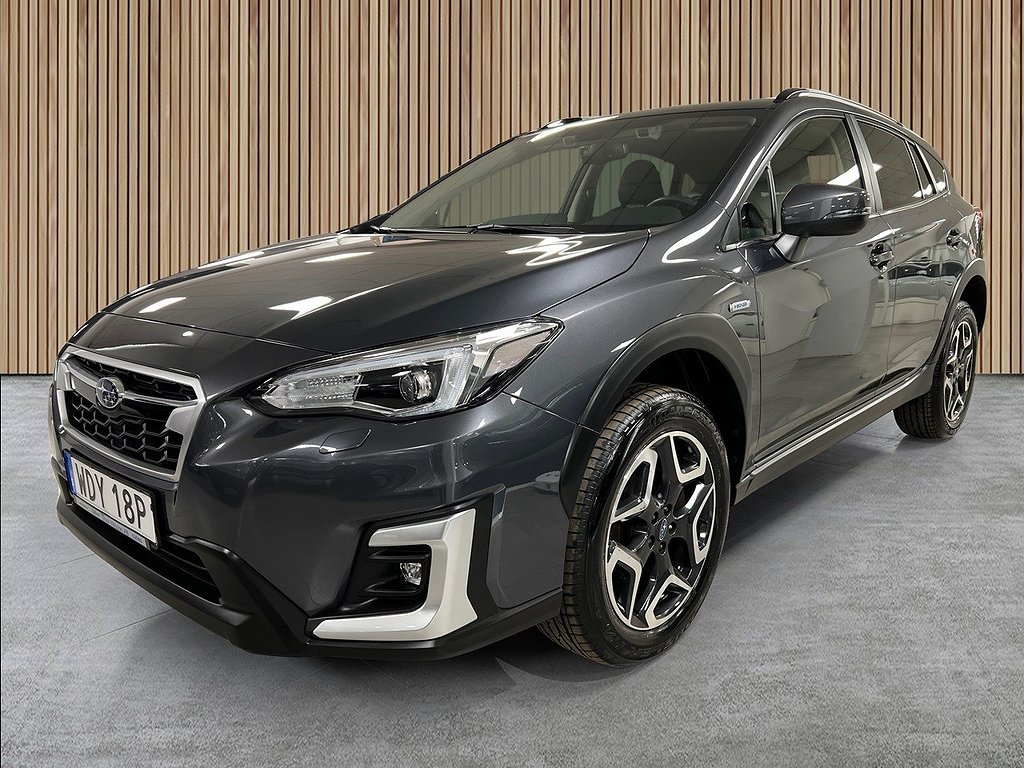 Subaru XV SUMMIT 2.0 E-BOXER (150hk) | SOMMAR+VINTERHJUL