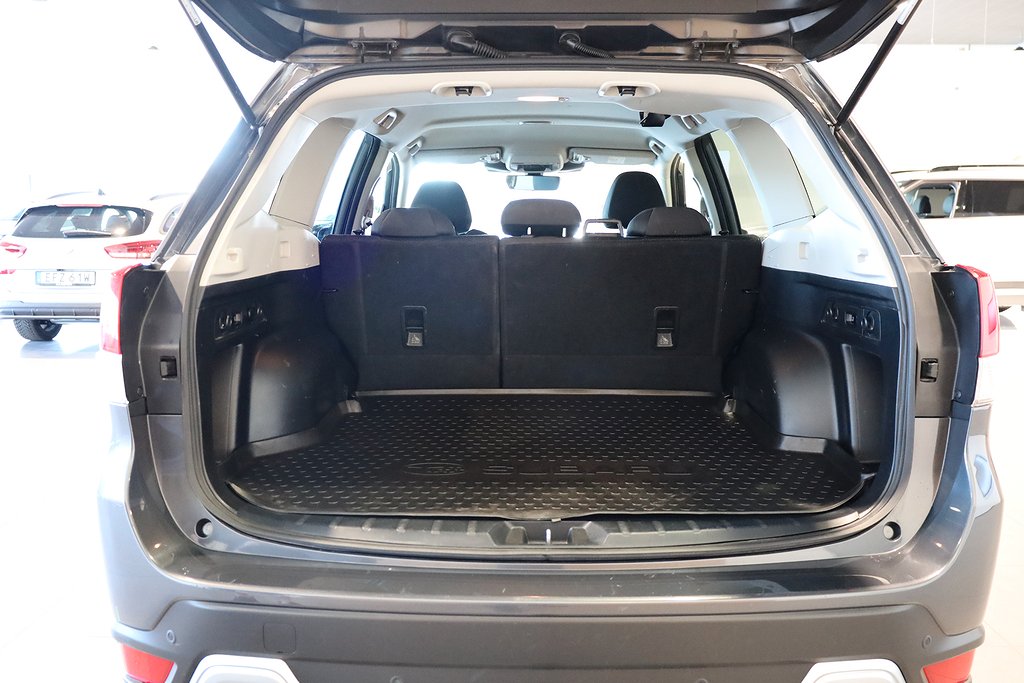 Subaru Forester 2,0i e-Boxer XFuel Active AWD Bränslevärmare 2022