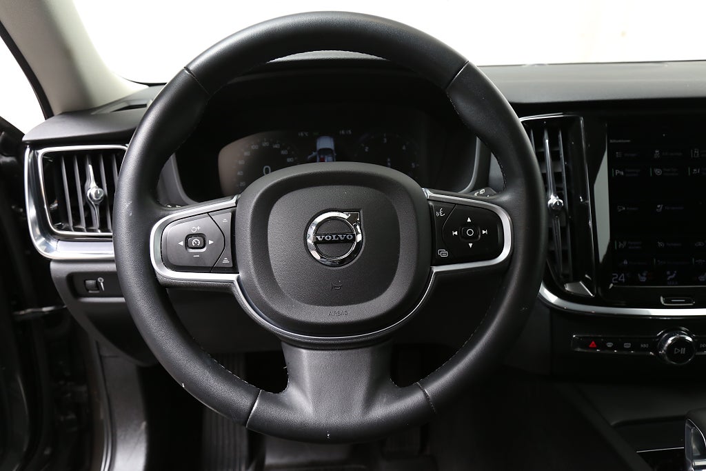 Volvo V60 B4 197hk Diesel Momentum Aut Kamera VOC Leasbar 2022