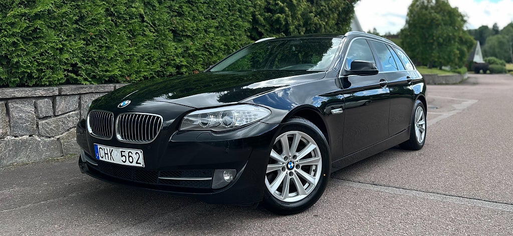 BMW 520d Touring Steptronic P-Sensorer Helskinn HiFi
